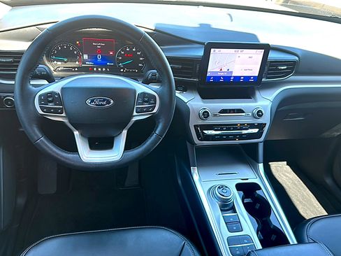 Used 2023 Ford Explorer XLT w/ Equipment Group 202A image 21