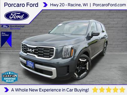 Used 2024 Kia Telluride S w/ S Sunroof Package