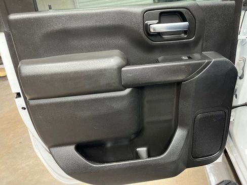 Used 2023 Chevrolet Silverado 3500 LT w/ Convenience Package image 33