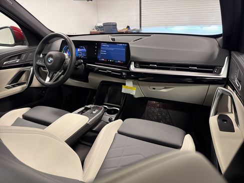 New 2026 BMW X1 xDrive28i w/ Convenience Package AWD/4WD image 29