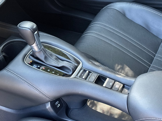 Used 2025 Honda HR-V EX-L image 28