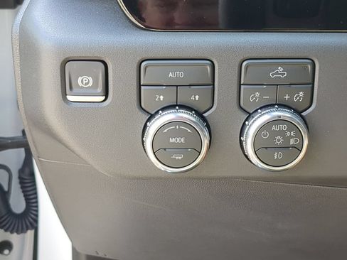 Used 2026 GMC Sierra 1500 Elevation AWD/4WD image 18