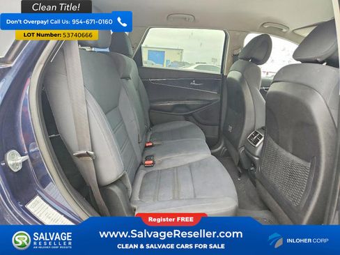 Used 2016 Kia Sorento LX AWD/4WD image 15