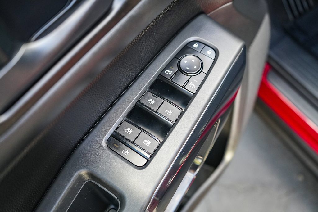 Used 2024 Nissan Pathfinder SV FWD image 19