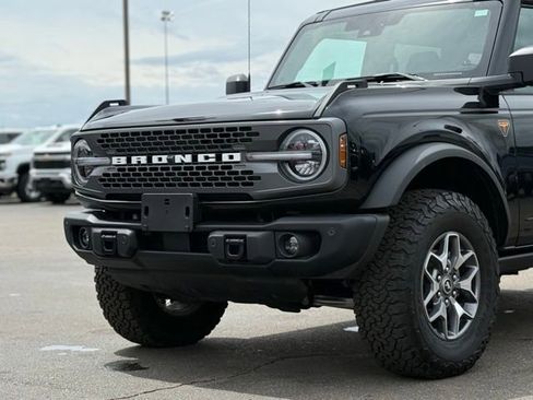 Used 2025 Ford Bronco Badlands AWD/4WD image 48