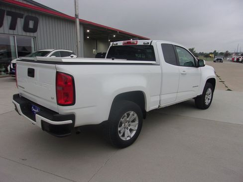 Used 2022 Chevrolet Colorado LT w/ Fleet Safety Package RWD image 3