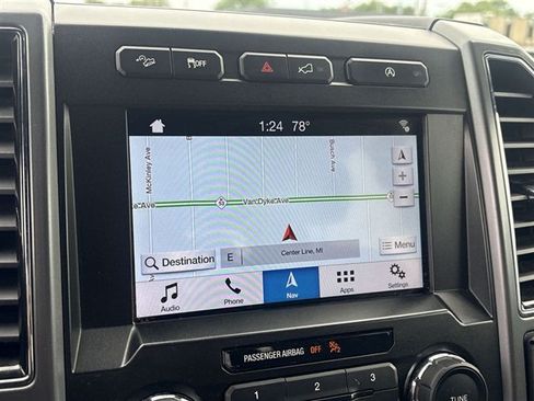 Used 2019 Ford F150 XLT w/ Equipment Group 302A Luxury AWD/4WD image 14