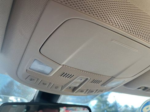 Used 2018 Lincoln MKC Reserve w/ Lincoln MKC Climate Package image 27