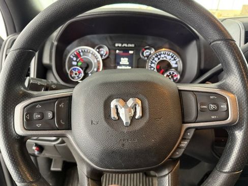 Used 2024 RAM 2500 Tradesman w/ Chrome Appearance Group AWD/4WD image 13
