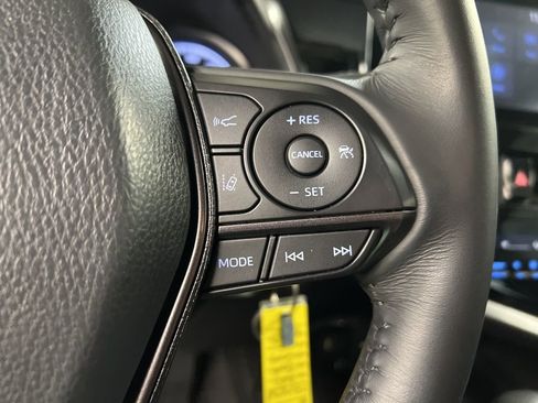 Used 2023 Toyota Camry SE w/ Blackout Package (TMS) image 20