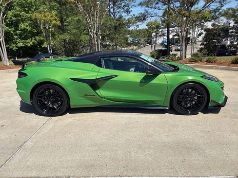 New 2026 Chevrolet Corvette Z06 RWD image 8