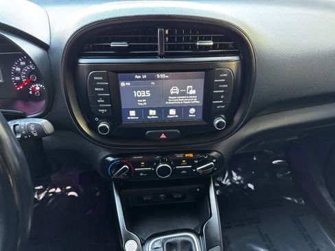 Used 2020 Kia Soul GT-Line w/ GT 2.0L Power Sunroof Package FWD image 26
