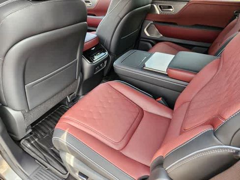 New 2026 INFINITI QX80 Autograph w/ Premium Cargo Package image 12