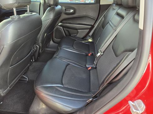 Used 2018 Jeep Compass Latitude w/ Safe & Security Group image 18