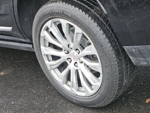 Used 2023 GMC Yukon Denali image 5