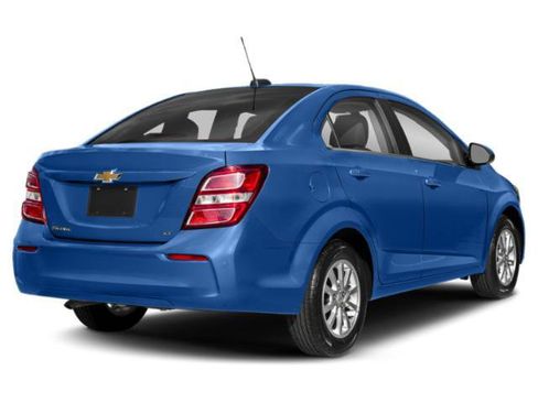 Used 2020 Chevrolet Sonic LT w/ Convenience Package FWD image 2