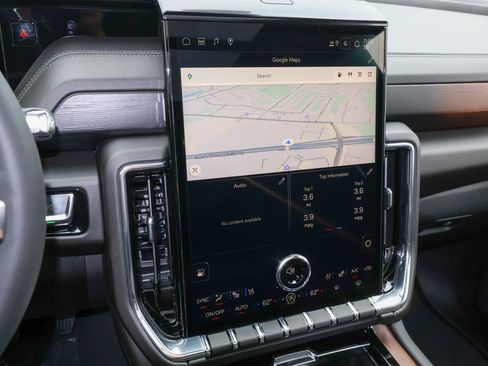 New 2026 GMC Yukon XL Denali w/ Denali Reserve Package AWD/4WD image 20