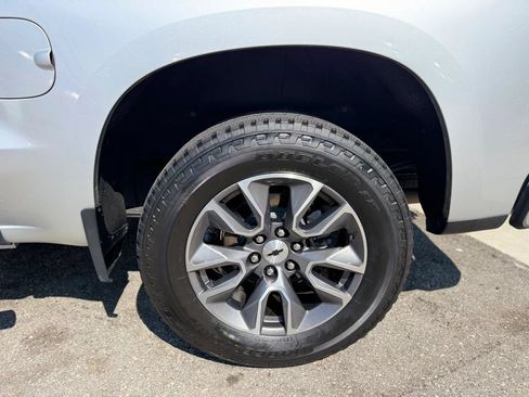 Used 2020 Chevrolet Silverado 1500 RST AWD/4WD image 4