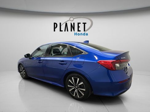 Certified 2023 Honda Civic EX image 6