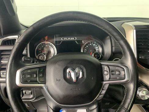Used 2019 RAM 1500 Laramie image 22