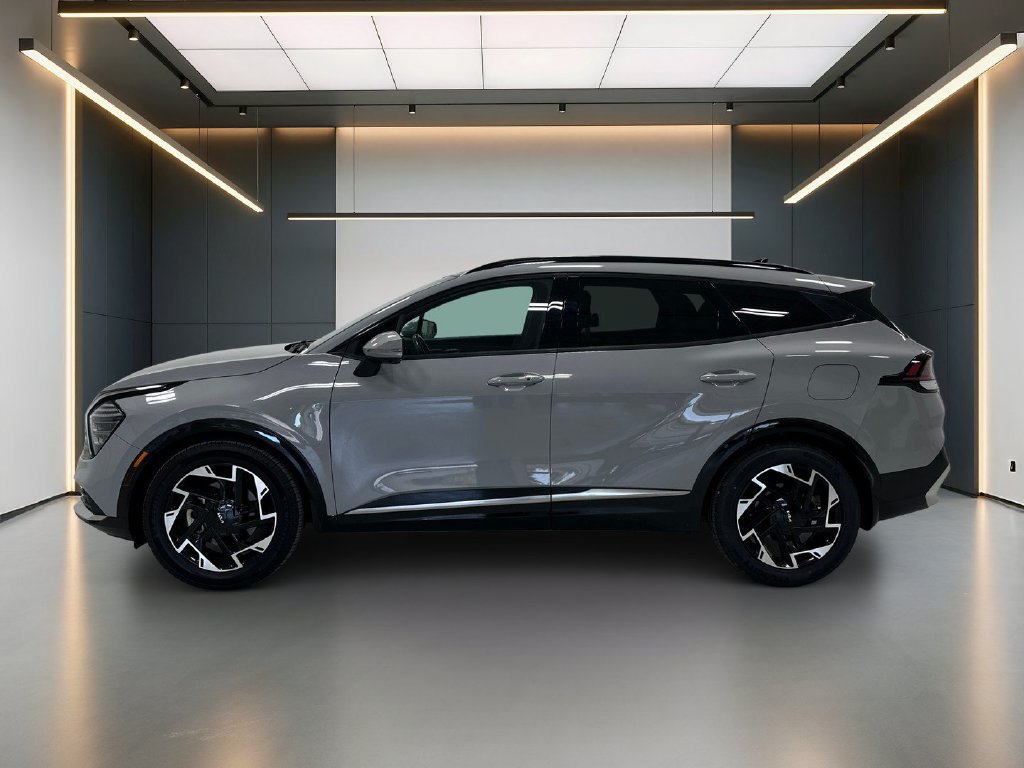 Used 2023 Kia Sportage SX FWD image 2