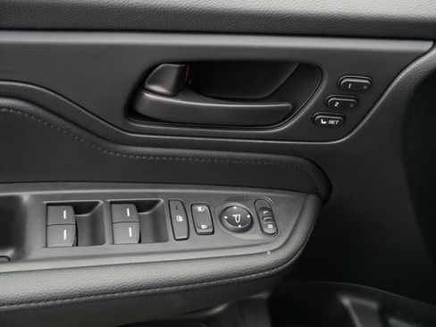 Certified 2026 Honda Odyssey EX-L image 19