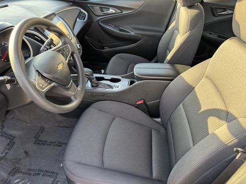 Used 2024 Chevrolet Malibu LT image 12