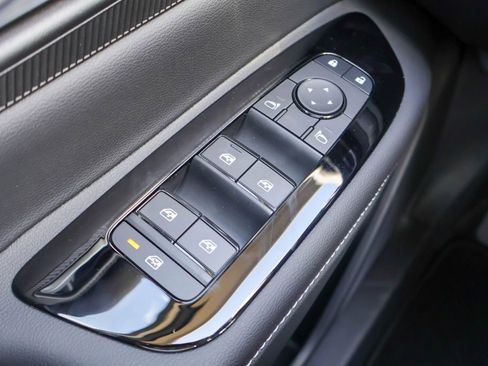 New 2026 Nissan Murano SV image 14