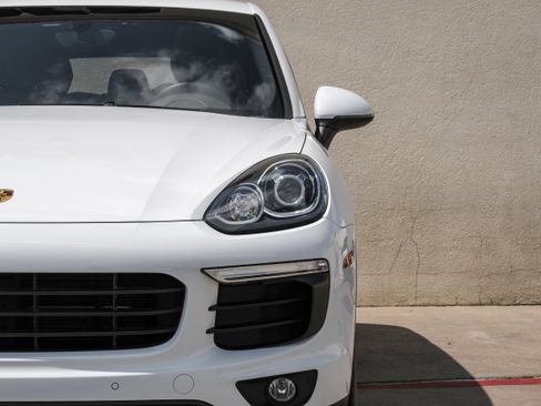 Used 2016 Porsche Cayenne AWD/4WD image 51