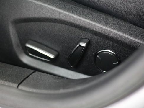 Used 2020 Ford Fusion SEL FWD image 43