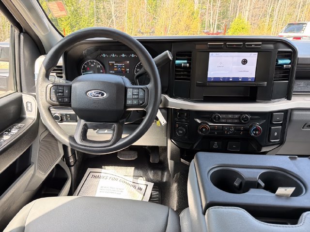 Used 2024 Ford F250 XL AWD/4WD image 16