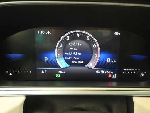 Used 2025 Volkswagen Taos SE w/ Panoramic Sunroof Package AWD/4WD image 26
