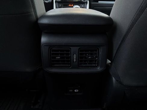 Used 2024 Toyota RAV4 XLE w/ Convenience Package FWD image 13