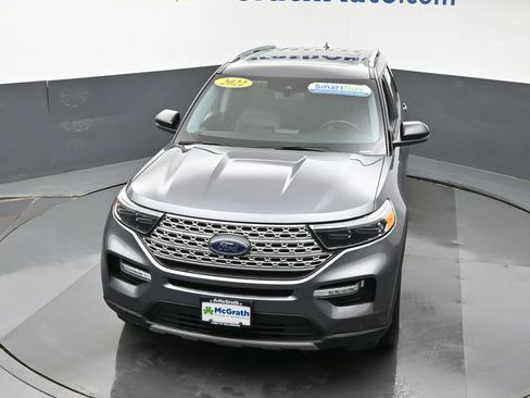 Used 2022 Ford Explorer Limited w/ Equipment Group 301A AWD/4WD image 23