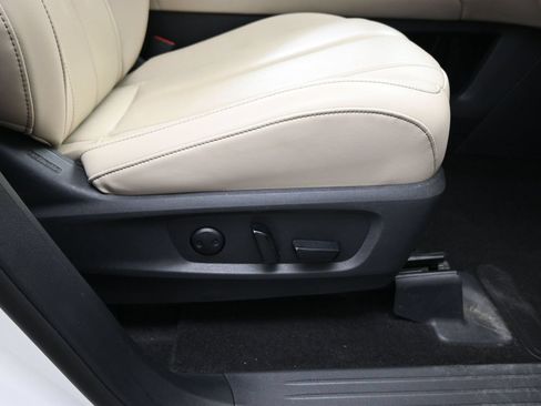 Used 2025 INFINITI QX60 Luxe FWD image 15