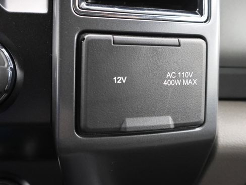 Used 2022 Ford F250 XLT w/ XLT Premium Package AWD/4WD image 46