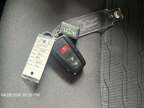Used 2024 Toyota RAV4 SE AWD/4WD image 13