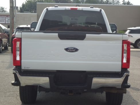Used 2025 Ford F250 XLT w/ FX4 Off-Road Package AWD/4WD image 4
