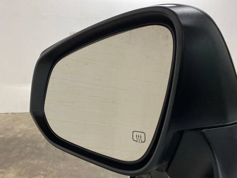 Used 2024 Toyota Corolla Cross L FWD image 80