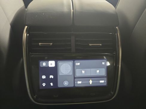 Used 2025 Rivian R1T Adventure AWD/4WD image 28