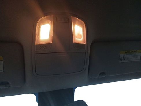 Used 2020 Hyundai Tucson SE w/ Cargo Package image 11