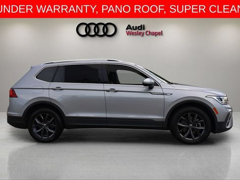 Used 2023 Volkswagen Tiguan SE w/ Panoramic Sunroof Package FWD image 6