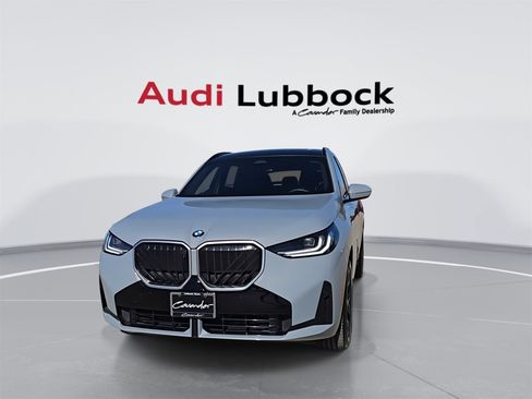 Used 2025 BMW X3 xDrive30i image 3