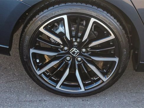 Used 2025 Honda Accord Touring image 13