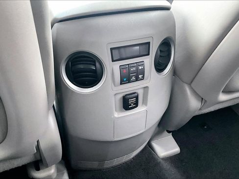 Used 2011 Honda Pilot EX-L image 32