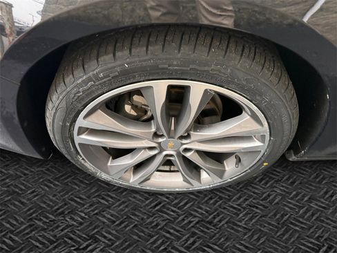 Used 2023 Chevrolet Malibu LT image 11