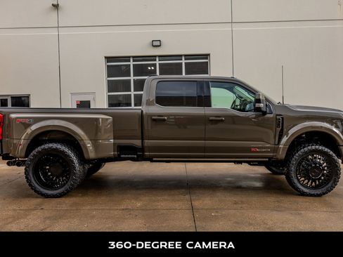 Used 2026 Ford F450 Platinum w/ Platinum Plus Package image 11