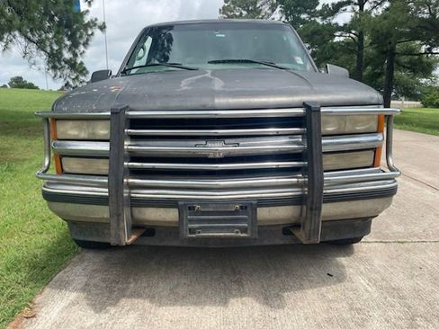 Used 1999 Chevrolet Tahoe 4WD w/ Skid Plate Pkg image 11