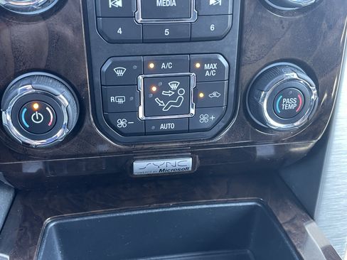 Used 2014 Ford F150 Platinum AWD/4WD image 24