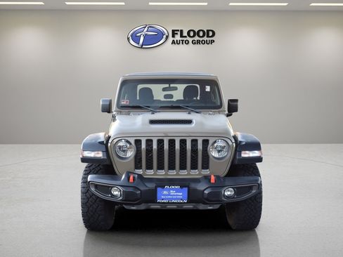 Used 2020 Jeep Gladiator Mojave image 2
